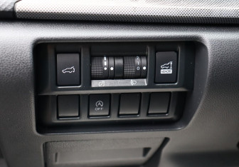 Подержанный автомобиль Subaru Forester Suv 2021 года (12 фото)
