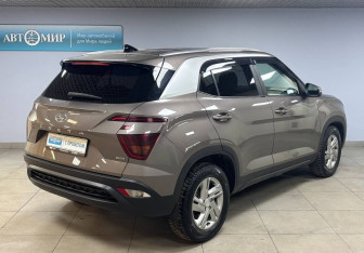 Подержанный автомобиль Hyundai Creta 2021 года (5 фото)