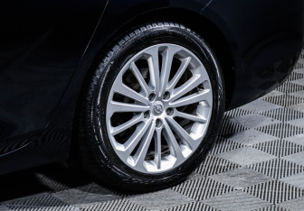 Подержанный автомобиль Opel Insignia Liftback 2019 года (15 фото)