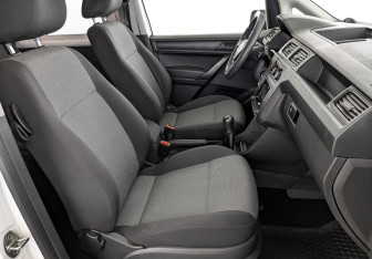 Подержанный автомобиль Volkswagen Caddy Compactvan 2020 года (24 фото)