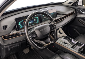 Подержанный автомобиль Exeed LX 2022 года (13 фото)