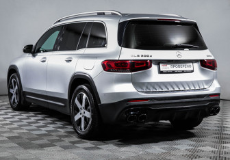 Подержанный автомобиль Mercedes-Benz GLB 2020 года (7 фото)