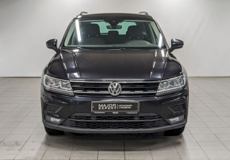 Подержанный автомобиль Volkswagen Tiguan 2019 года (2 фото)