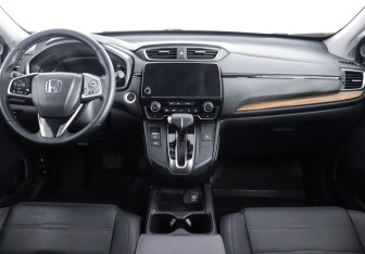 Подержанный автомобиль Honda CR-V 2017 года (7 фото)