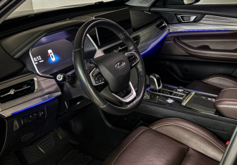 Подержанный автомобиль Chery Tiggo 8 Pro 2021 года (13 фото)