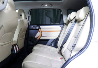 Подержанный автомобиль Haval Dargo 2023 года (12 фото)