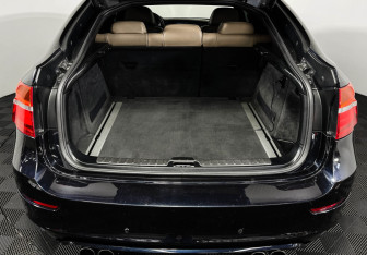 Подержанный автомобиль BMW X6 M 2012 года (9 фото)