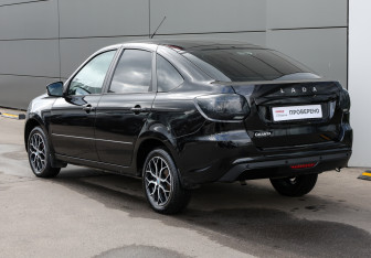 Подержанный автомобиль LADA (ВАЗ) Granta Liftback 2023 года (7 фото)
