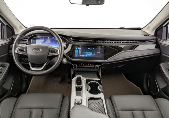 Подержанный автомобиль Omoda S5 2023 года (14 фото)