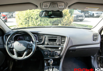 Подержанный автомобиль Kia Optima Sedan 2012 года (10 фото)
