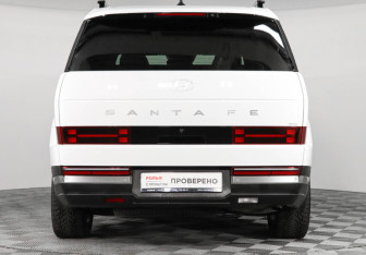 Подержанный автомобиль Hyundai Santa Fe 2024 года (6 фото)