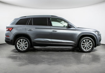 Подержанный автомобиль Skoda Kodiaq 2022 года (4 фото)