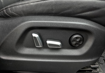 Подержанный автомобиль Audi Q5 2015 года (30 фото)