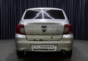 Подержанный автомобиль Datsun on-DO 2017 года (6 фото)