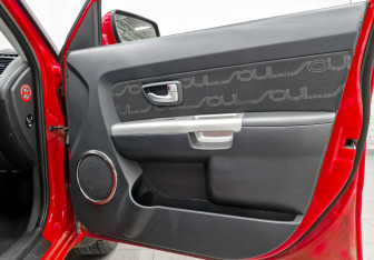 Подержанный автомобиль Kia Soul 2012 года (23 фото)