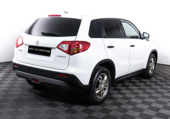 Подержанный автомобиль Suzuki Vitara 2015 года (5 фото)