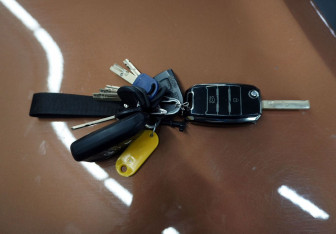 Подержанный автомобиль Kia Sorento 2015 года (17 фото)