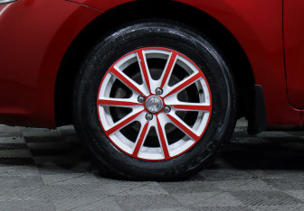 Подержанный автомобиль Kia Rio Sedan 2017 года (9 фото)