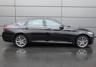 Подержанный автомобиль Genesis G80 2020 года (4 фото)