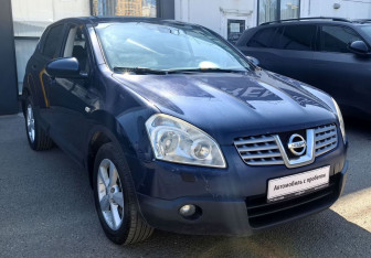Подержанный автомобиль Nissan Qashqai 2009 года (3 фото)