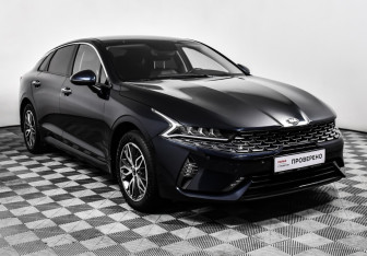 Подержанный автомобиль Kia K5 2020 года (3 фото)