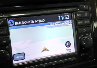 Подержанный автомобиль Nissan Juke 2012 года (23 фото)