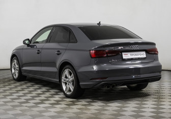 Подержанный автомобиль Audi A3 Sedan 2020 года (8 фото)