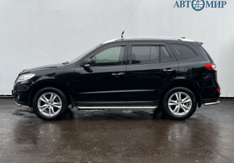 Подержанный автомобиль Hyundai Santa Fe 2011 года (8 фото)