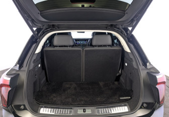 Новый Hongqi E-HS9 2021 (10 фото)