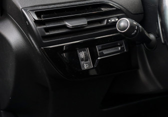 Подержанный автомобиль Citroen C4 Picasso 2016 года (22 фото)