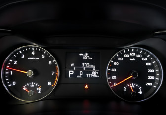 Подержанный автомобиль Kia Cerato Sedan 2019 года (13 фото)