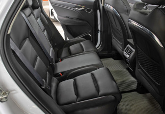 Подержанный автомобиль Geely Tugella 2021 года (12 фото)