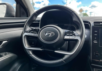 Подержанный автомобиль Hyundai Tucson 2021 года (14 фото)