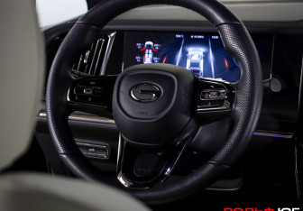 Подержанный автомобиль GAC M8 2024 года (14 фото)