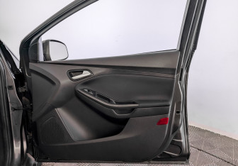 Подержанный автомобиль Ford Focus Wagon 2019 года (24 фото)