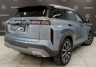 Подержанный автомобиль Jaecoo J7 2023 года (5 фото)