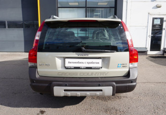 Подержанный автомобиль Volvo XC70 2007 года (6 фото)