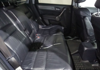 Подержанный автомобиль Honda CR-V 2008 года (10 фото)