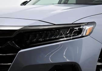 Подержанный автомобиль Honda Accord Sedan 2021 года (7 фото)