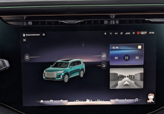 Подержанный автомобиль Exeed VX 2023 года (17 фото)