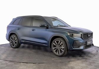 Подержанный автомобиль Geely Monjaro 2023 года (3 фото)