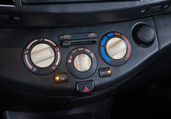 Подержанный автомобиль Nissan Micra Hatchback 2007 года (18 фото)