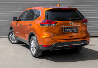 Подержанный автомобиль Nissan X-Trail 2021 года (7 фото)