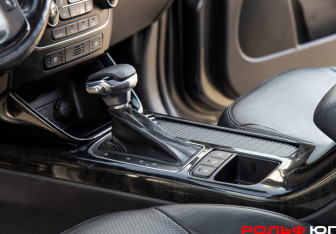 Подержанный автомобиль Kia Sorento 2016 года (13 фото)