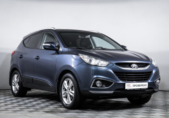 Подержанный автомобиль Hyundai ix35 2010 года (3 фото)