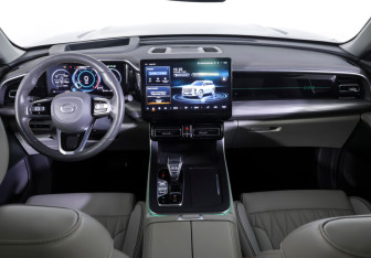 Подержанный автомобиль GAC GS8 2023 года (14 фото)