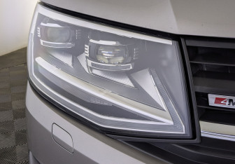 Подержанный автомобиль Volkswagen Multivan 2019 года (18 фото)