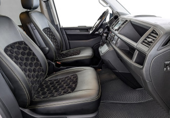 Подержанный автомобиль Volkswagen Multivan 2019 года (24 фото)