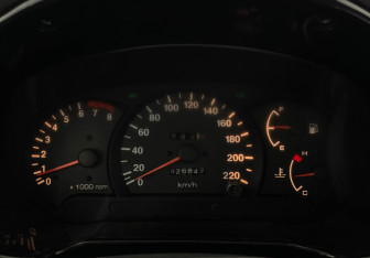 Подержанный автомобиль Hyundai Accent Sedan 2002 года (11 фото)