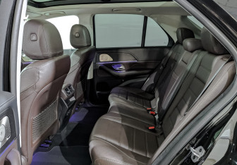 Подержанный автомобиль Mercedes-Benz GLE 2022 года (18 фото)